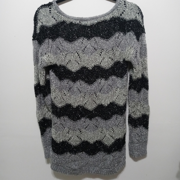 Maurices Open Stitch Black and Gray Sweater Size Medium - Picture 3 of 13